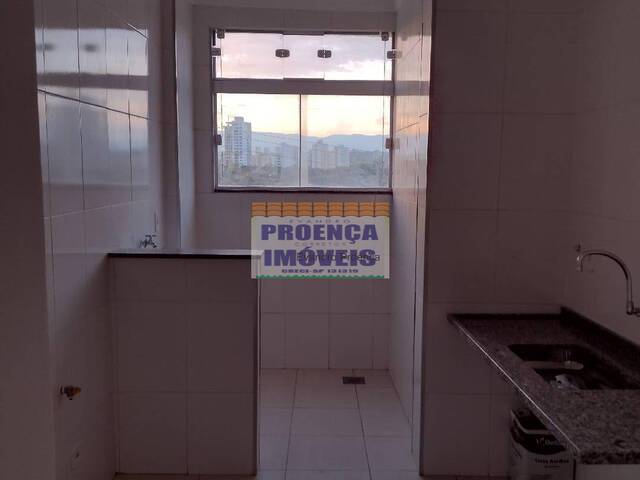 #48 - Apartamento para Venda em Guaratinguetá - SP - 2