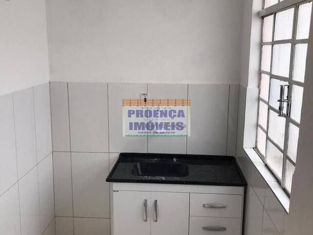 Casa para Locação em Guaratinguetá - 3