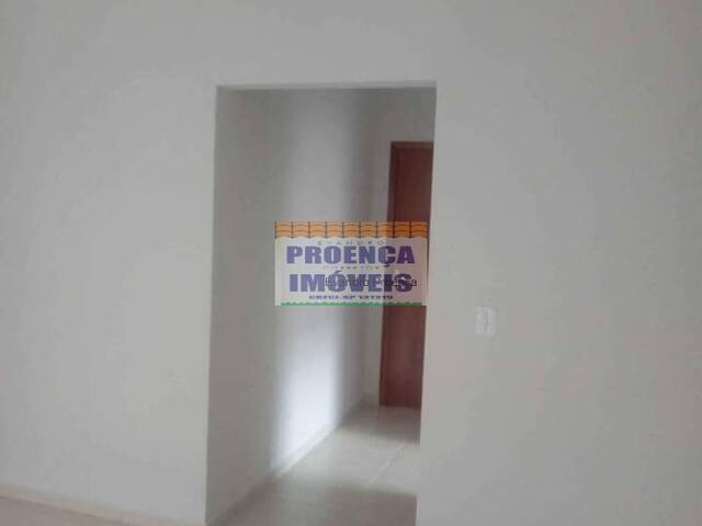 #79 - Apartamento para Locação em Guaratinguetá - SP - 1