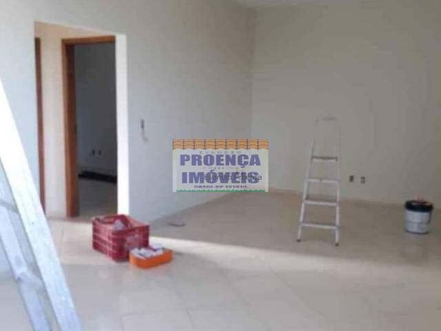 #107 - Apartamento TMP para Locação em Guaratinguetá - SP