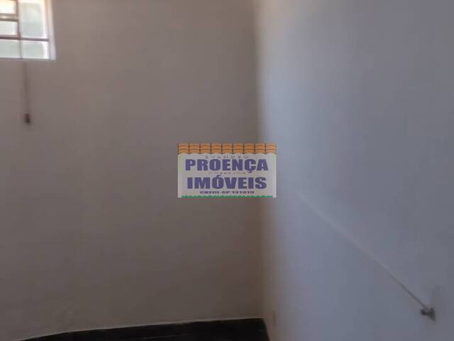 #303 - Casa para Locação em Guaratinguetá - SP